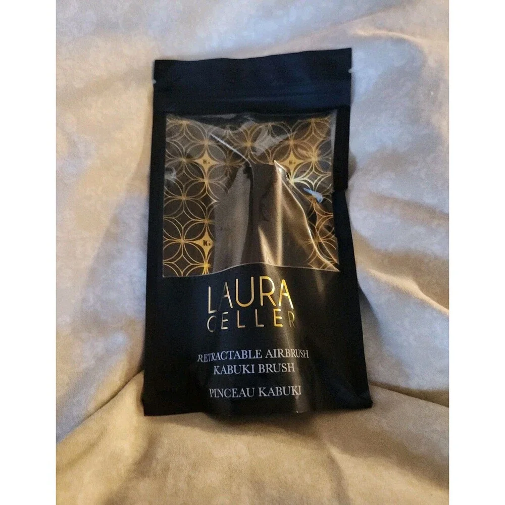 Laura Geller New York Retractable Angled Kabuki Makeup Brush - NEW in Bag